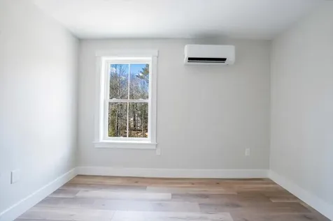 321 Pownal Road Freeport ME 04032