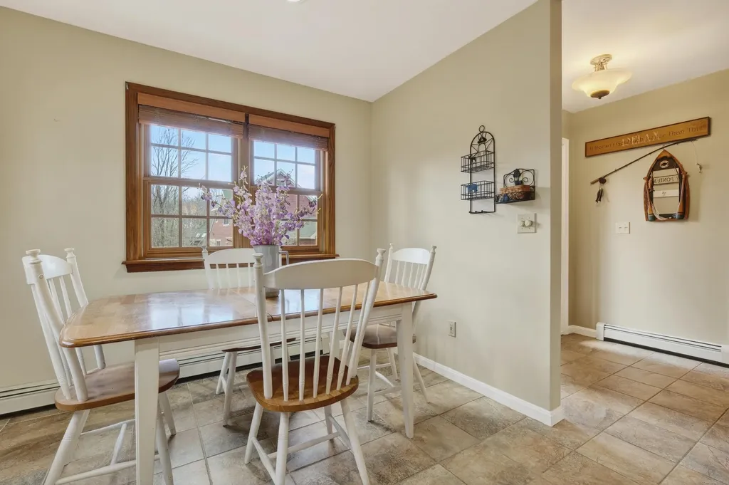 6 Excalibur Court Naples ME 04055