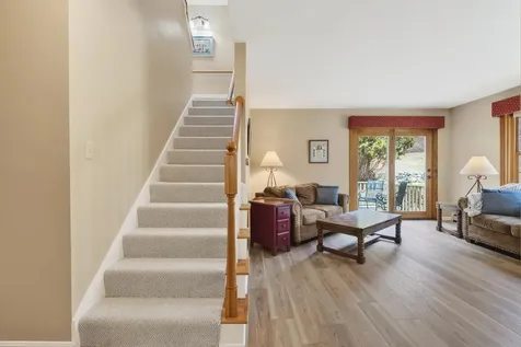 6 Excalibur Court Naples ME 04055