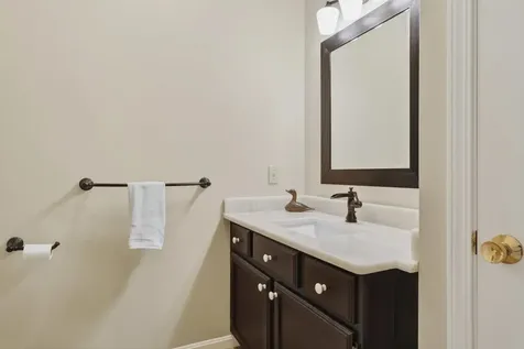 6 Excalibur Court Naples ME 04055