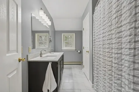 6 Excalibur Court Naples ME 04055