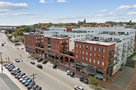 387 Commercial Street Portland ME 04101