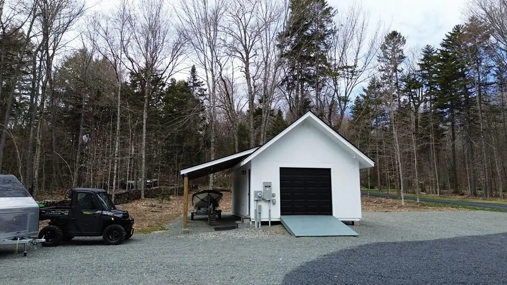 204 Poplar Hill Road Rockwood T1 R1 Nbkp ME 04478