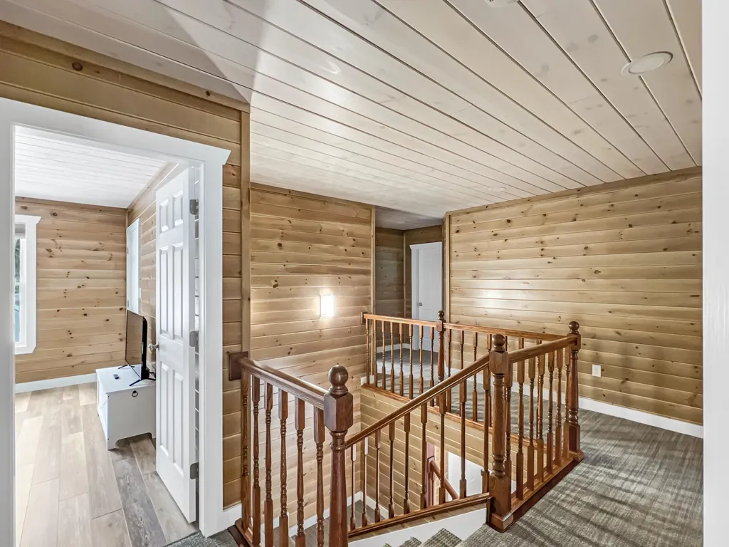 204 Poplar Hill Road Rockwood T1 R1 Nbkp ME 04478