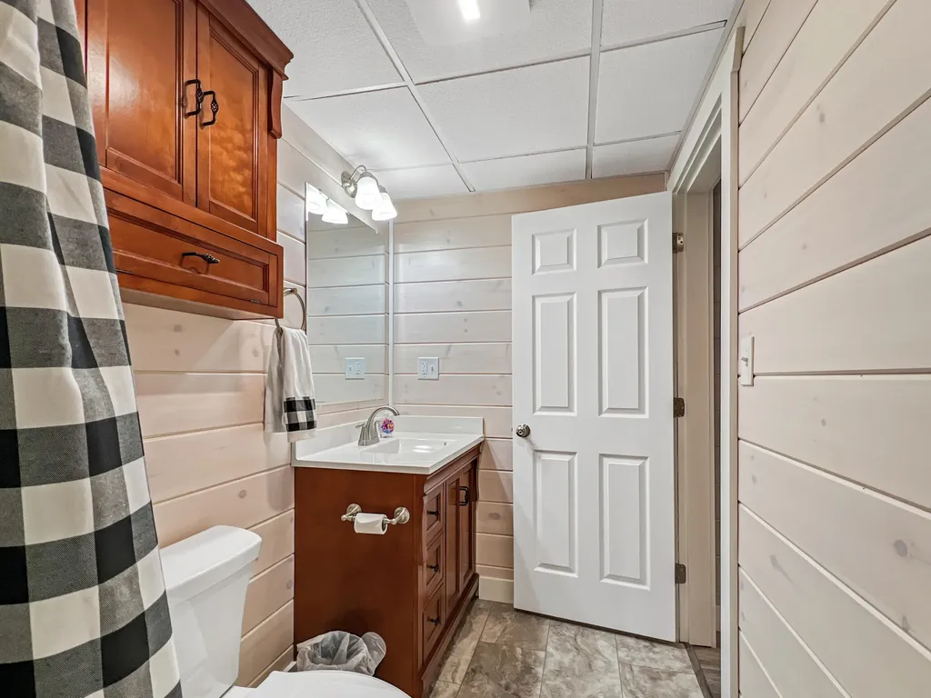 204 Poplar Hill Road Rockwood T1 R1 Nbkp ME 04478
