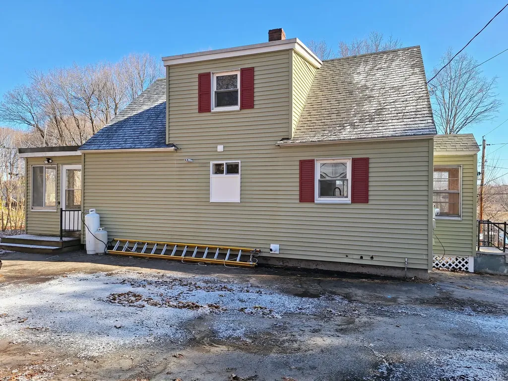 155 Second Street Auburn ME 04210