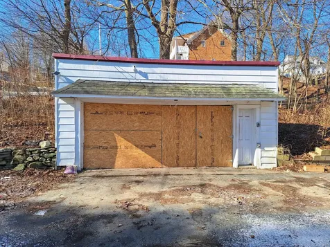 155 Second Street Auburn ME 04210