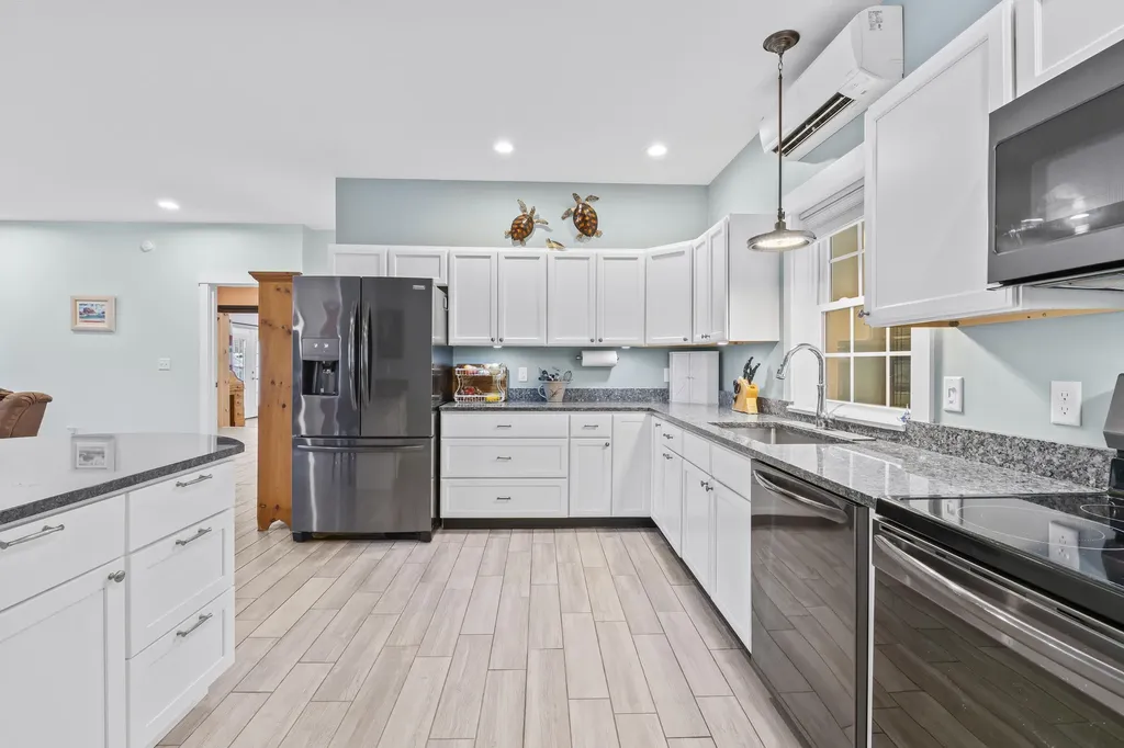 9 Overlook Drive Litchfield ME 04350