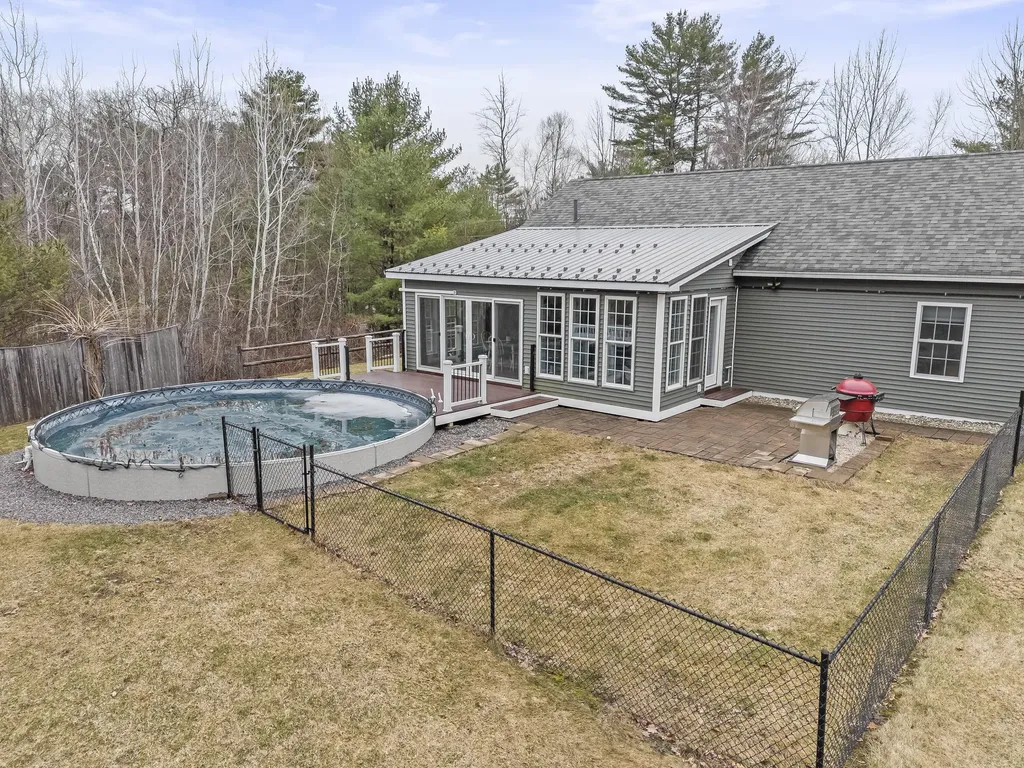 9 Overlook Drive Litchfield ME 04350