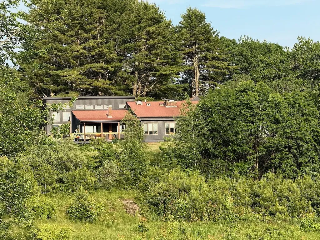 334 Johnson Road Auburn ME 04210