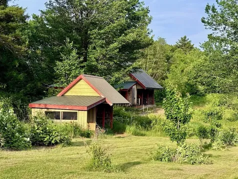 334 Johnson Road Auburn ME 04210