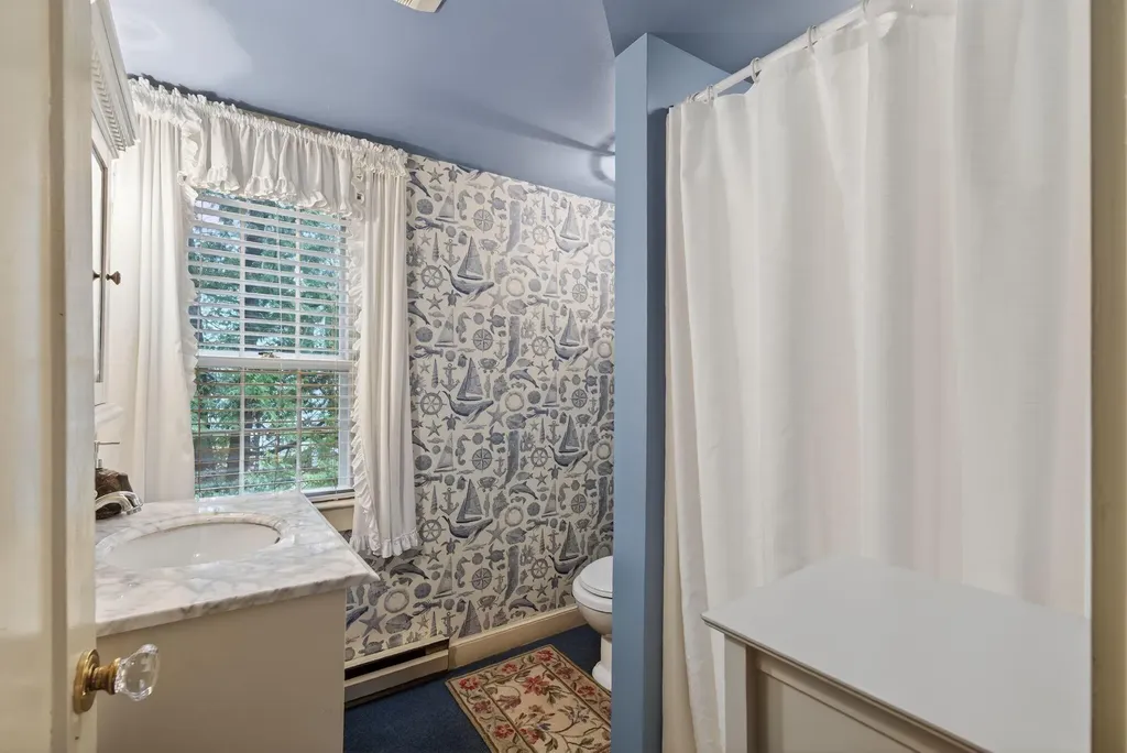 9 Summer Street Kennebunk ME 04043