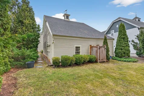 9 Summer Street Kennebunk ME 04043