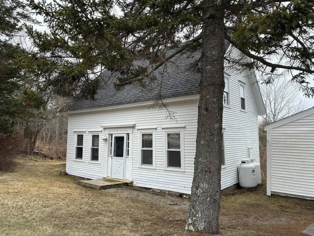 743 S Gouldsboro Road Gouldsboro ME 04607