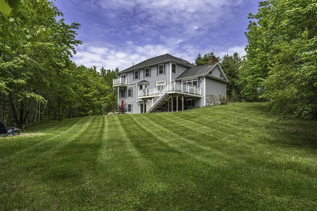 447 Walden Parke Way Bangor ME 04401