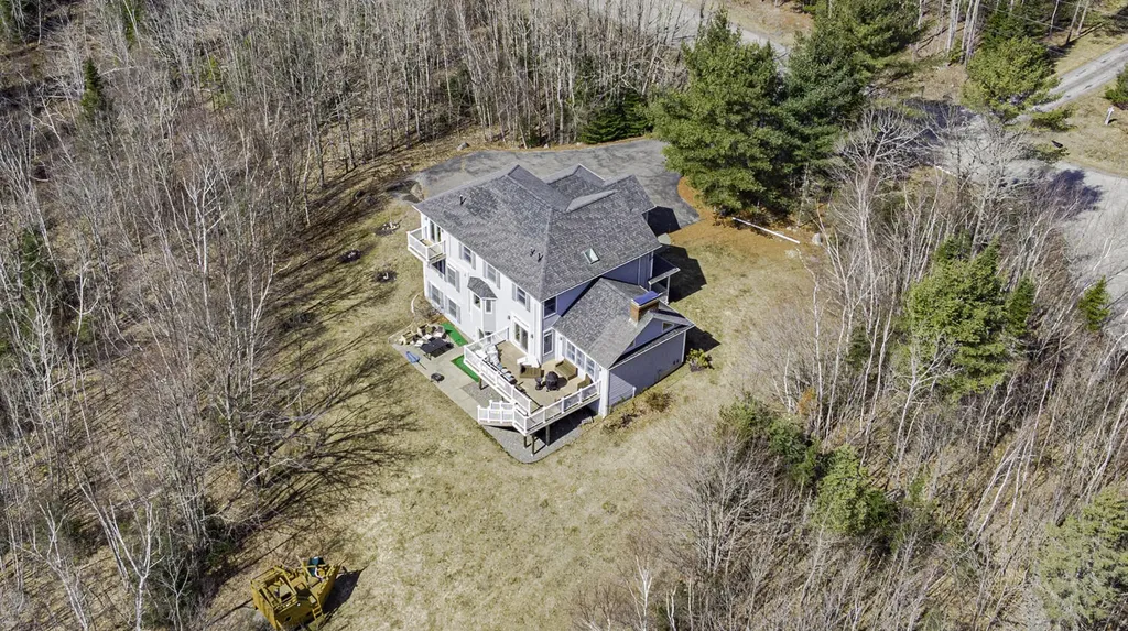 447 Walden Parke Way Bangor ME 04401