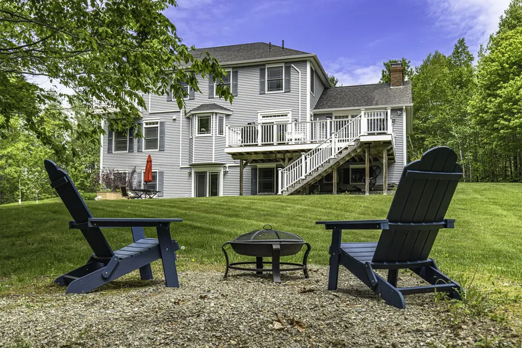 447 Walden Parke Way Bangor ME 04401