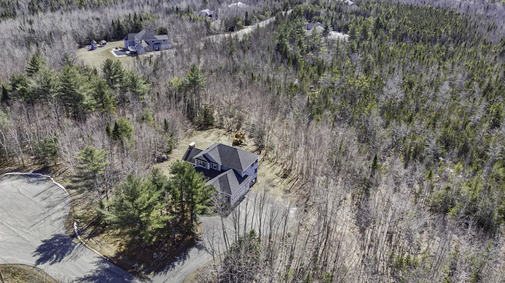447 Walden Parke Way Bangor ME 04401