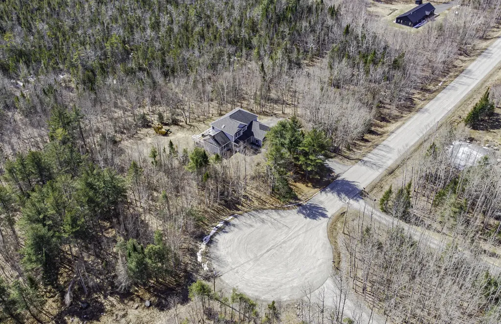 447 Walden Parke Way Bangor ME 04401