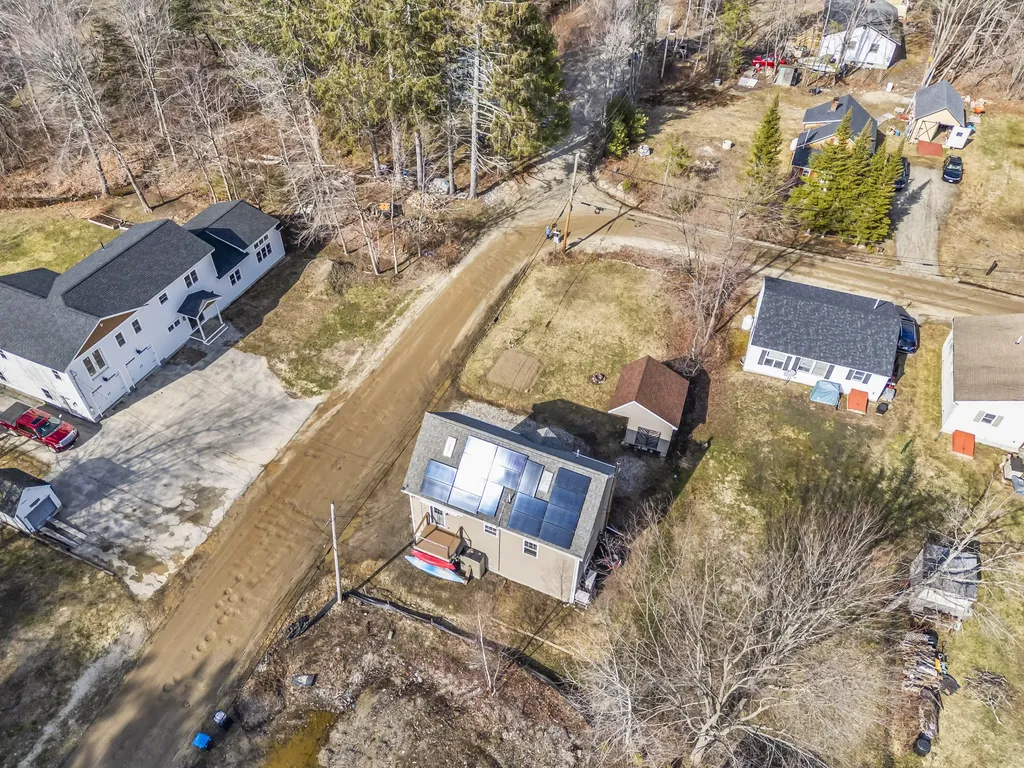 54 Lower Beach Road Windham ME 04062