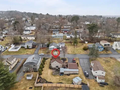 166 Warren Avenue Lewiston ME 04240