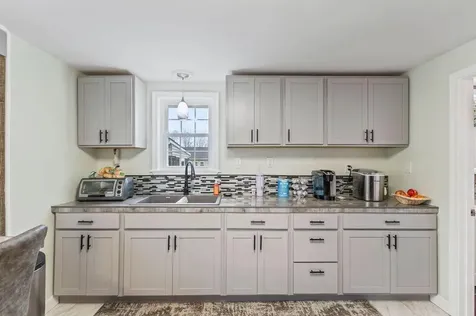 166 Warren Avenue Lewiston ME 04240