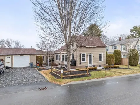 166 Warren Avenue Lewiston ME 04240