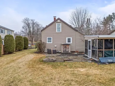 166 Warren Avenue Lewiston ME 04240