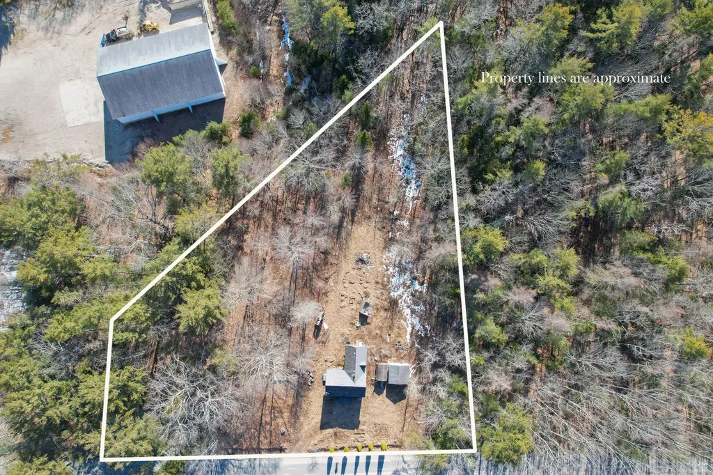 10 Dwelly Point Road Franklin ME 04634