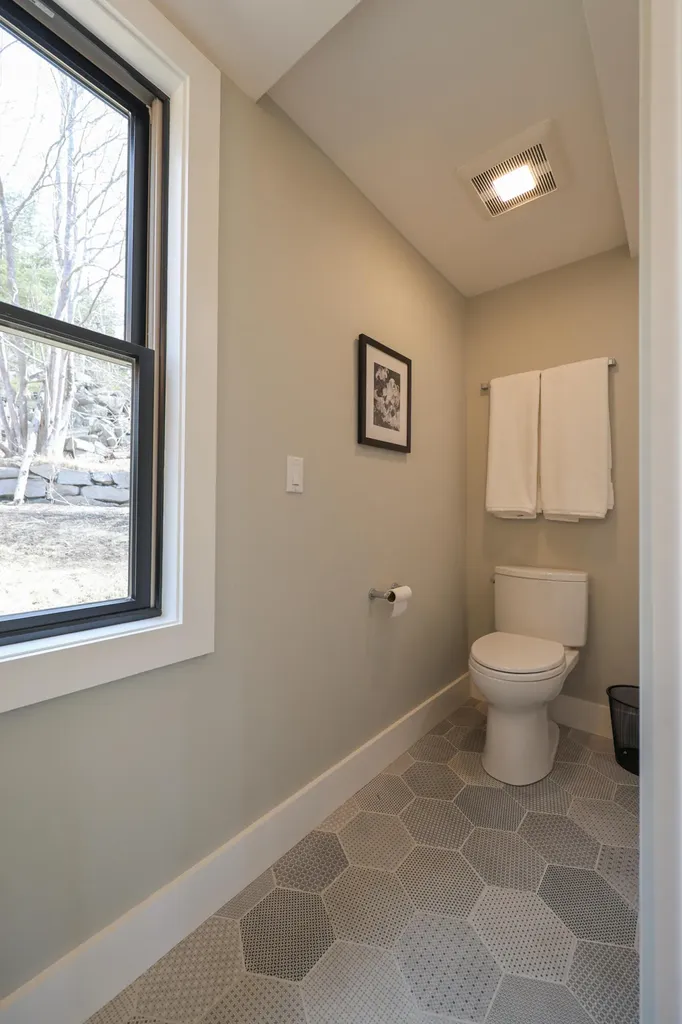46 Atlantic Avenue Vinalhaven ME 04863