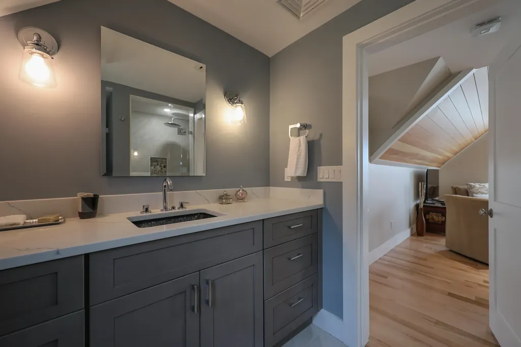 46 Atlantic Avenue Vinalhaven ME 04863