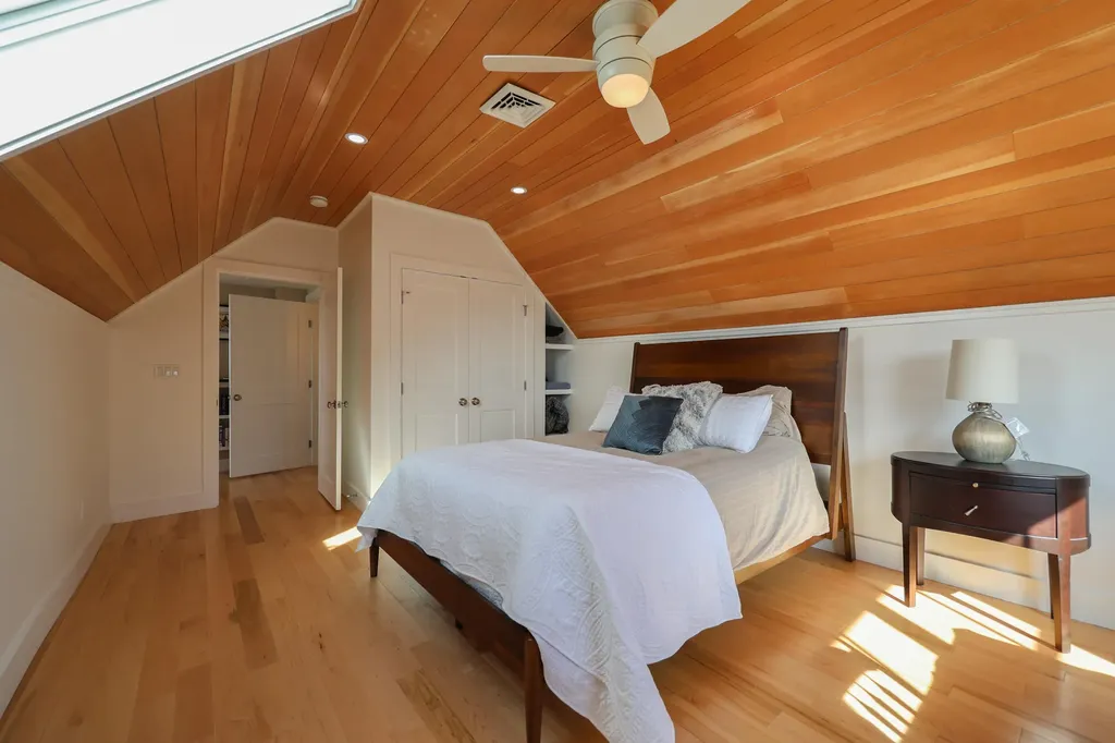 46 Atlantic Avenue Vinalhaven ME 04863
