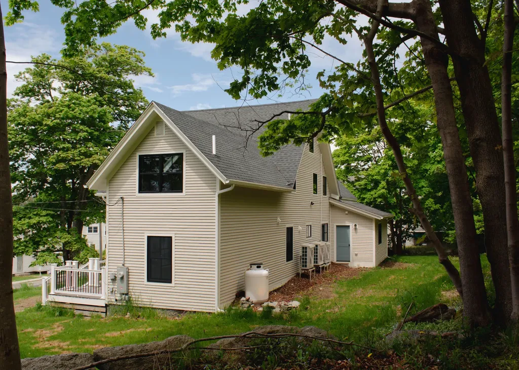 46 Atlantic Avenue Vinalhaven ME 04863