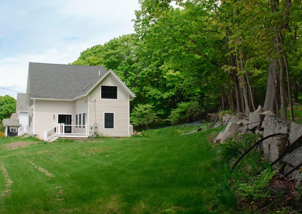 46 Atlantic Avenue Vinalhaven ME 04863