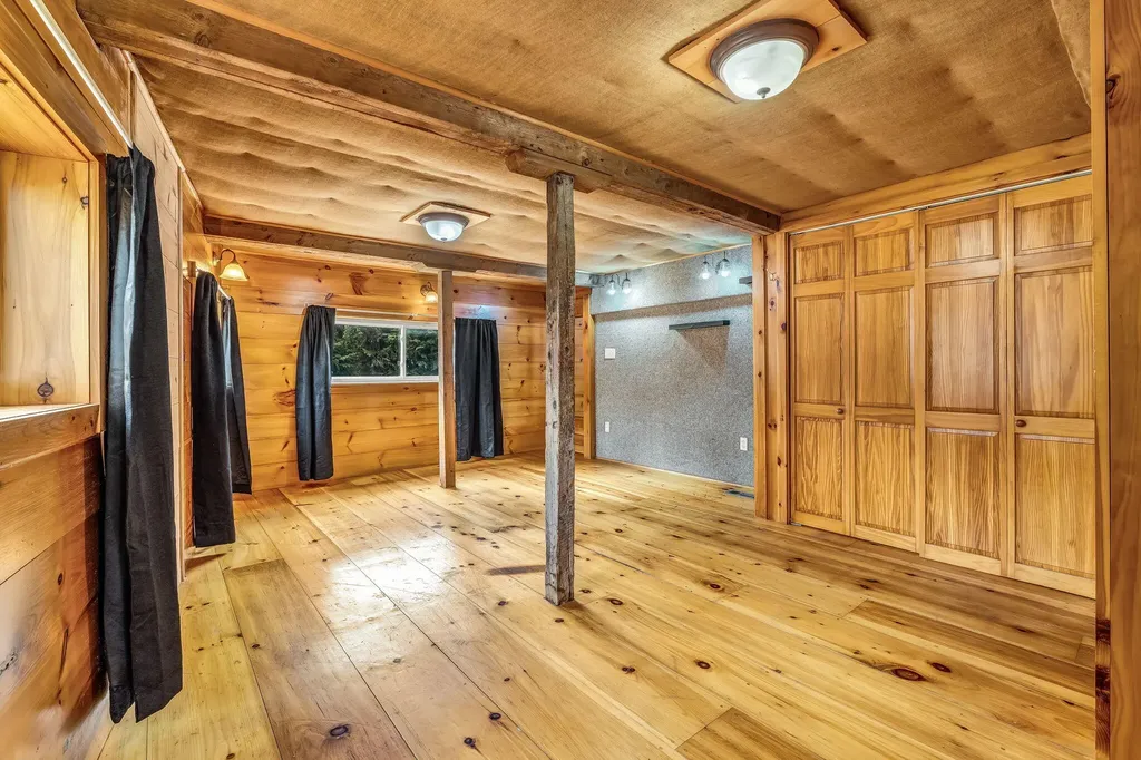 96 Washington Road Waldoboro ME 04572