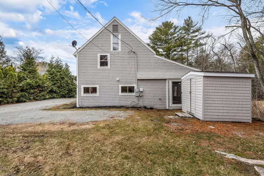 96 Washington Road Waldoboro ME 04572