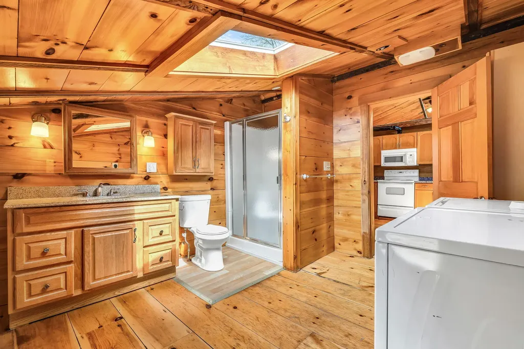 96 Washington Road Waldoboro ME 04572