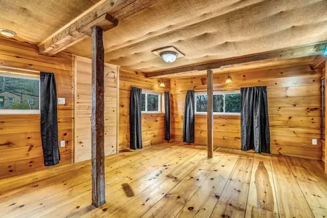 96 Washington Road Waldoboro ME 04572