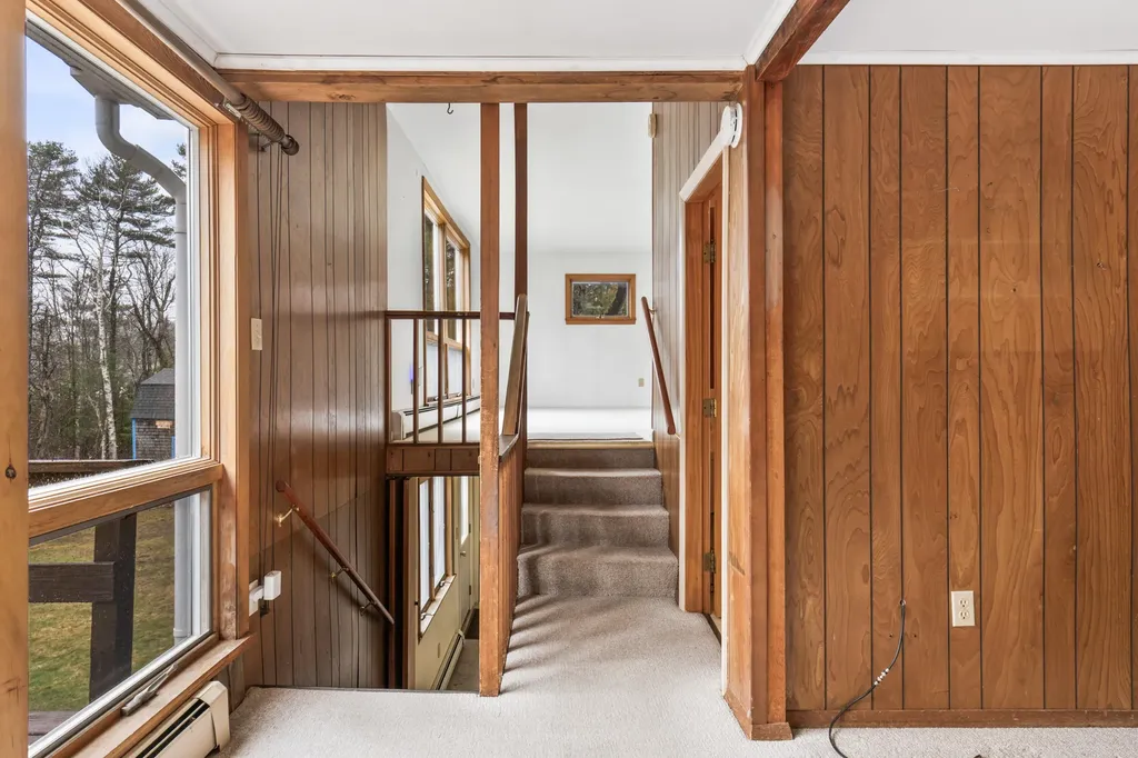 20 Holbrook Street Harpswell ME 04079