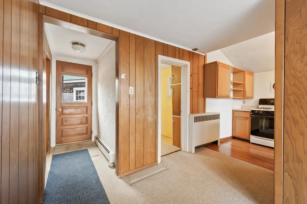 20 Holbrook Street Harpswell ME 04079