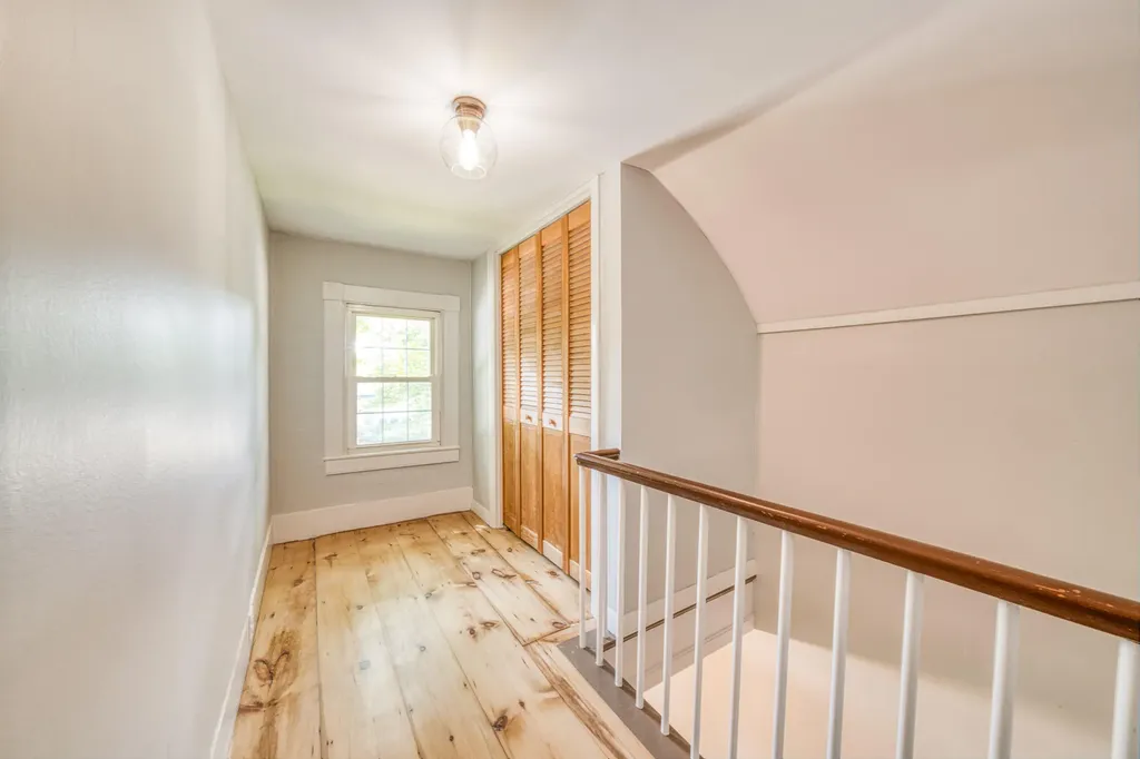 47 Main Road N Hampden ME 04444