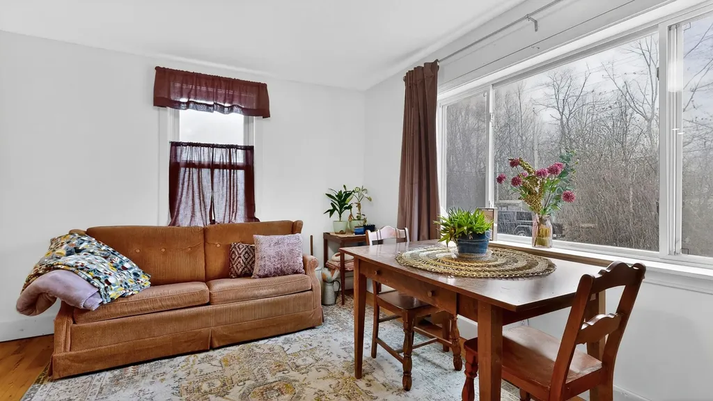 3 Bridge Street Richmond ME 04357