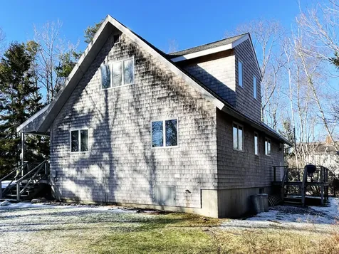 9 Blinn Road Bristol ME 04554