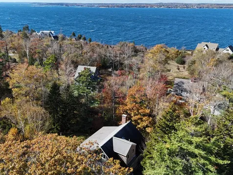 9 Blinn Road Bristol ME 04554