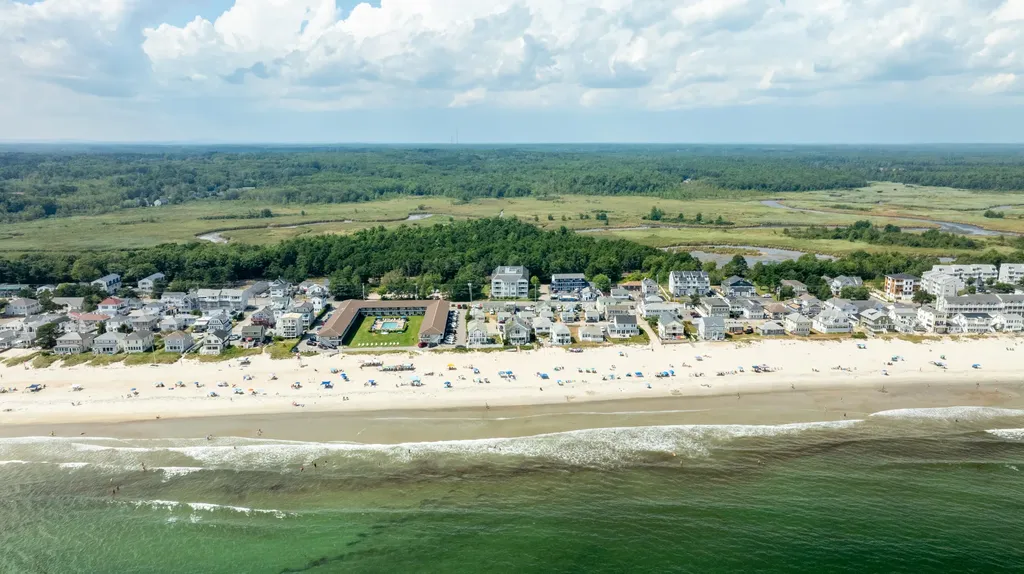 170 E Grand Avenue Old Orchard Beach ME 04064