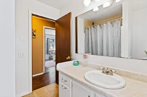 11 Kingman Street Fairfield ME 04937