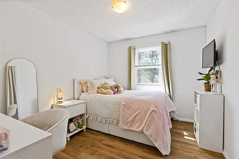 11 Kingman Street Fairfield ME 04937