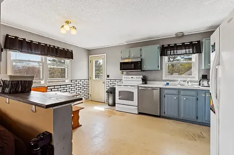 11 Kingman Street Fairfield ME 04937