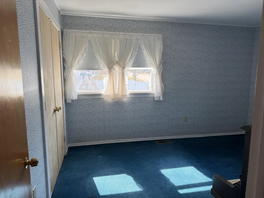 26 Broadway Machias ME 04654
