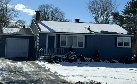 26 Broadway Machias ME 04654